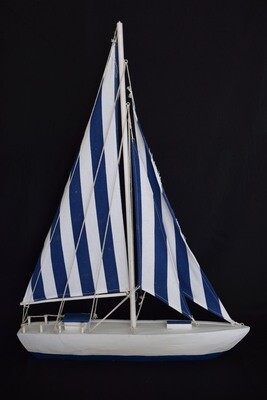 Segelboot, Holz, 64x45cm, weiss-blau