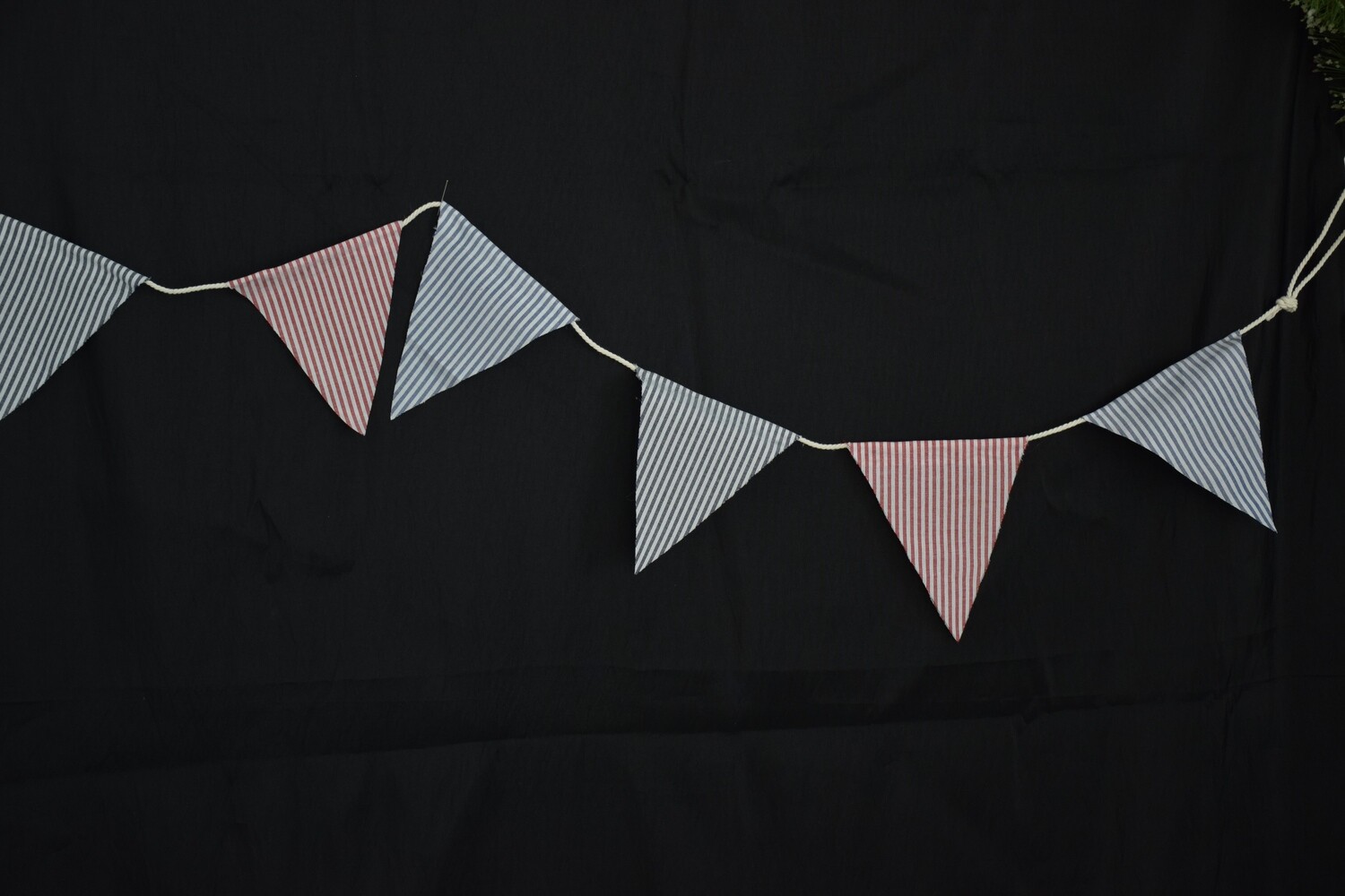 Girlande Fähnchen 1.5cm, Stoff, weiss-blau-rot