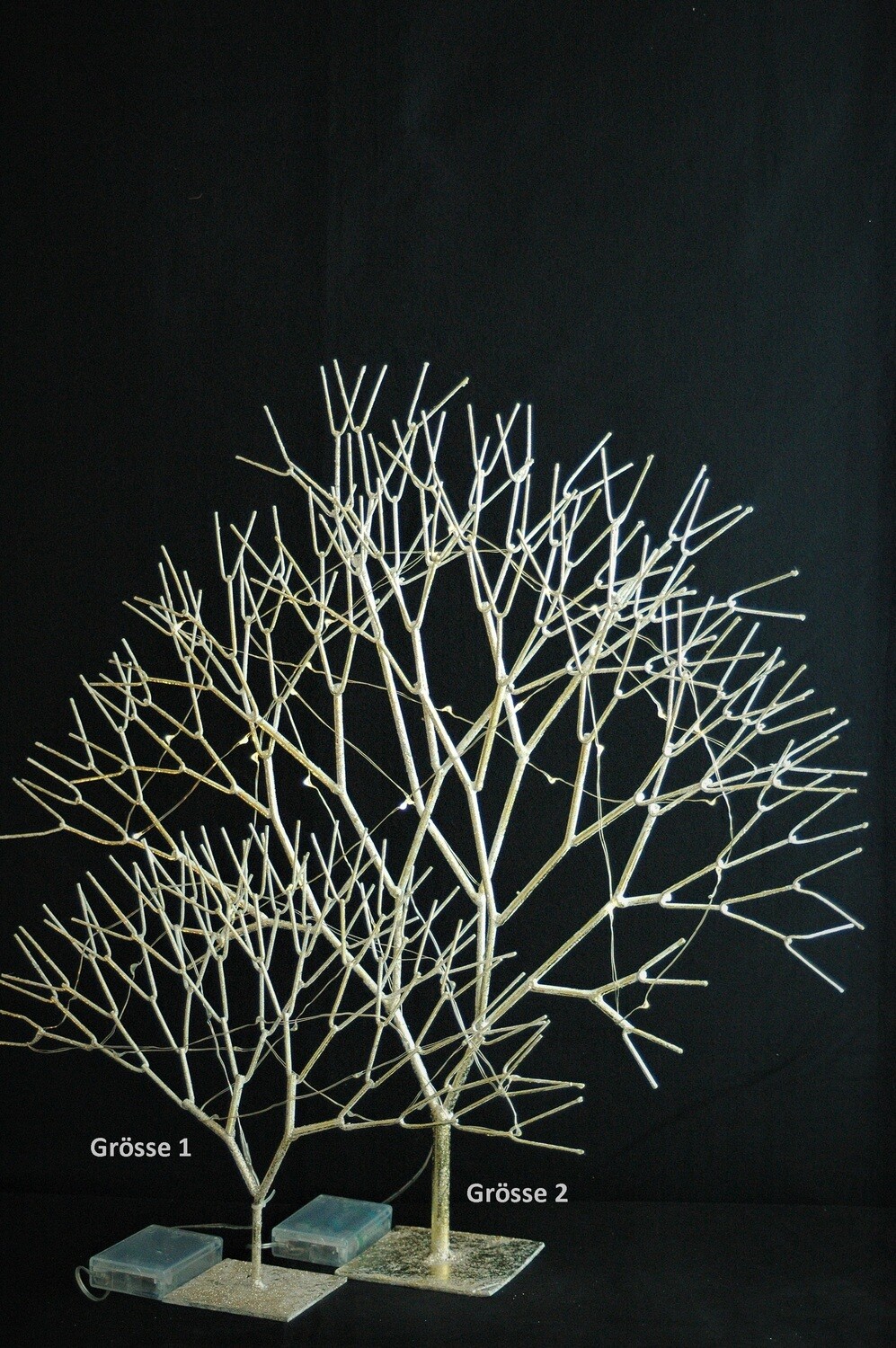Baum m. LED 40 od. 60cm, Metall, gold od. silber