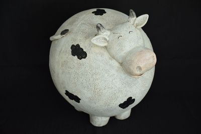 Kuh Kuh "lustig" 30cm, Polyresin, schwarz-weiss