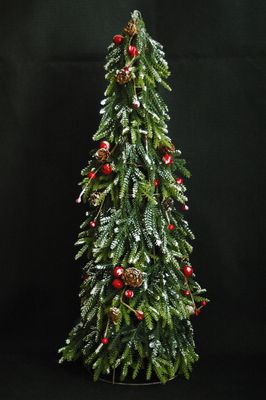 Tannenbaum Beeren 56cm, grün