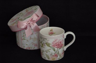 Tasse m.Box "Pfingstrosen", rosa