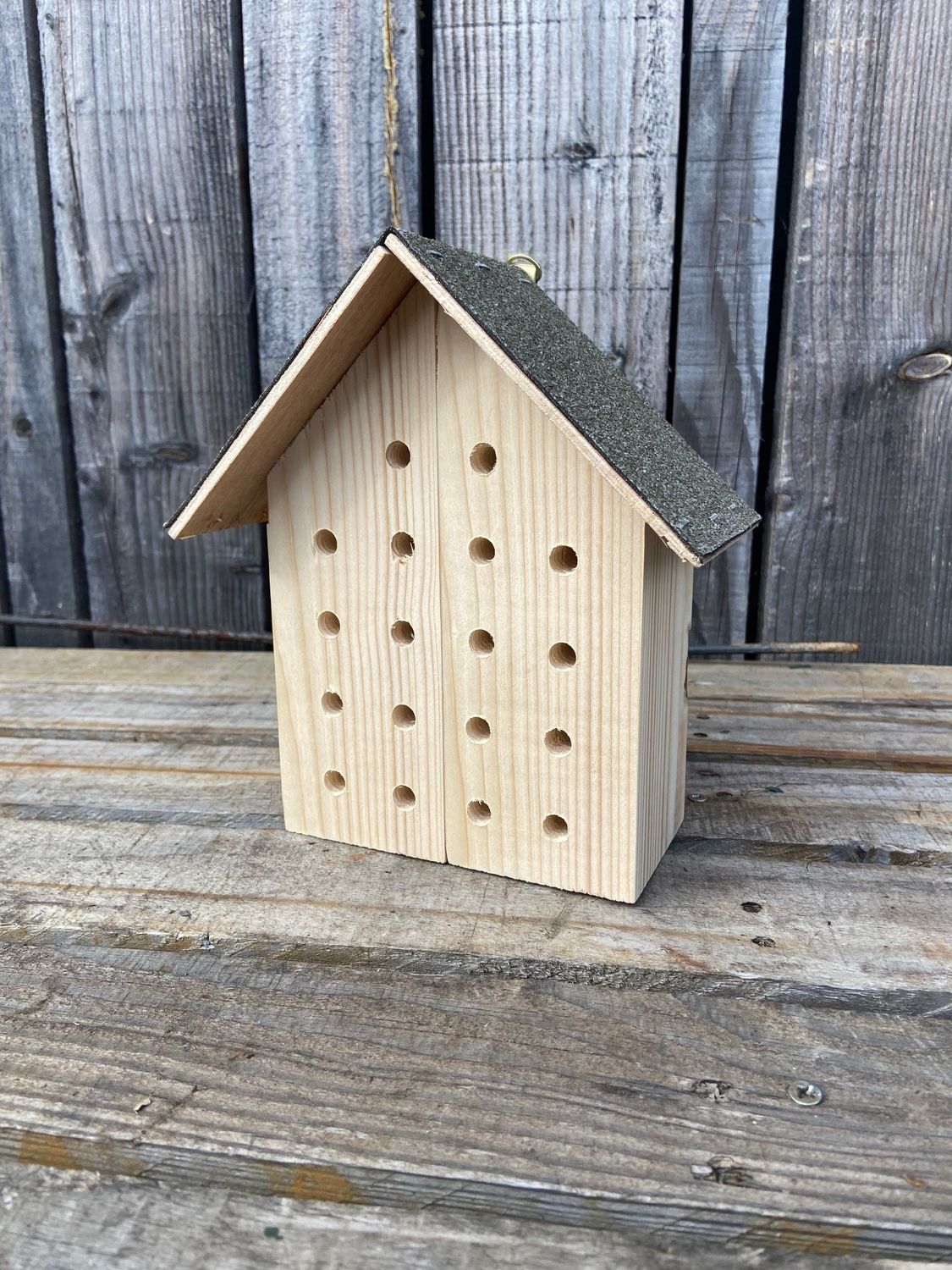 Men&#39;s Shed Small Bug Hotel