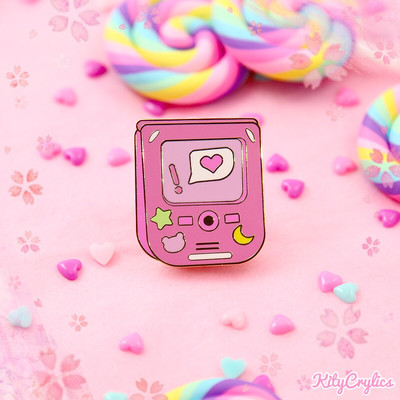 Kawaii Flip Phone Hard Enamel Pin Kawaii Flip Phone Hard Enamel Pin