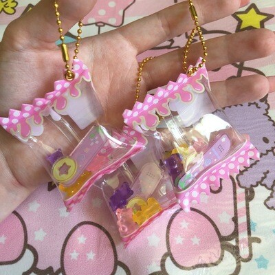 Kity Gamer Bites Candy Keychain Kity Gamer Bites Candy Keychain