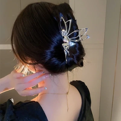 Fairy claw hair clip