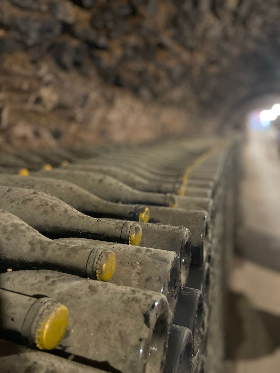 Samppanjamatka huhtikuu 2026 loppulasku messualennus