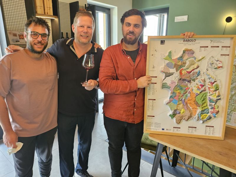 Piemonte "Italialaisten makuelämysten ja laatuviinien äärelle" 6.-10.5.2027  Tulossa myyntiin lokakuussa! JS Travelin juhlavuoden matkakohde.