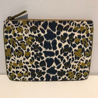 Inouitoosh Pouch Animal Print