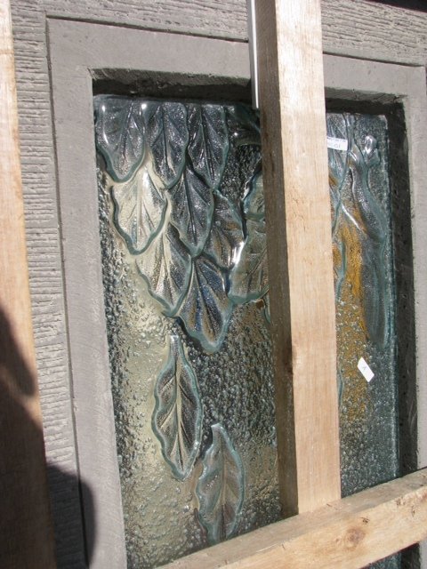 Falling Leaves Slump Glass &amp; Concrete Water Feature