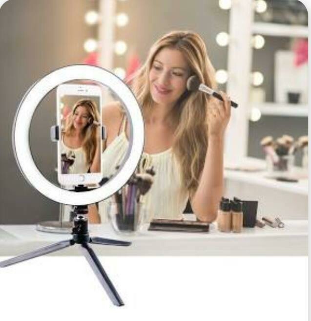 Anel de Luz LED, 26cm, c/Comando,Ideal para Maquilhagem Profissional ou Ensaios Fotográficos, c/ Tripé e Suporte para Telemóvel