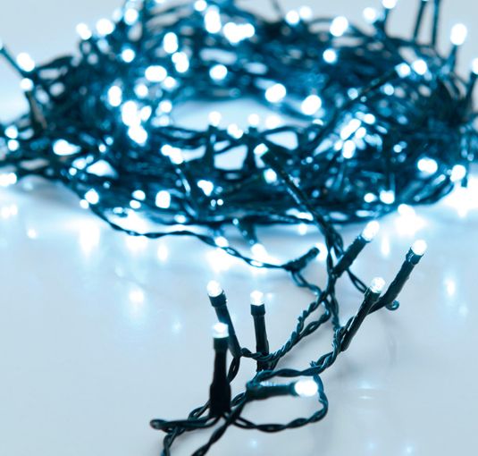 GRINALDA 80 LEDS BRANCO FRIO MULTIFUNÇÕES EXTERIOR 9m GRINALDA 80 LEDS BRANCO FRIO MULTIFUNÇÕES EXTERIOR 9m