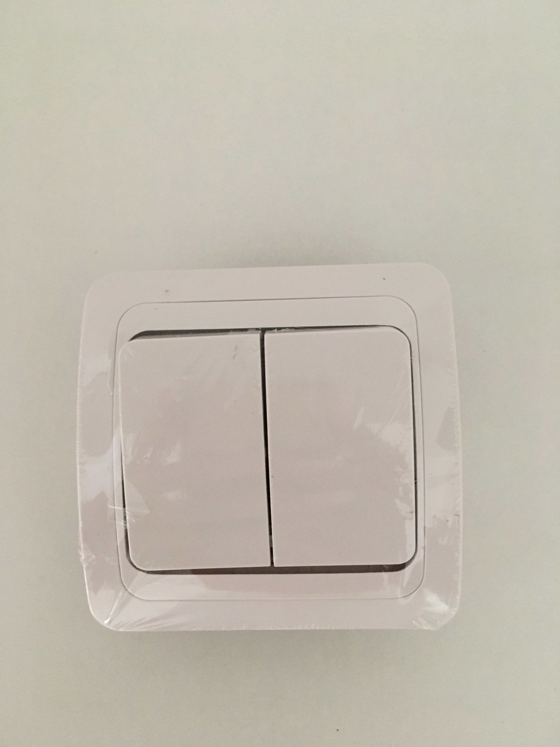 Comutador de Escada, Duplo, 10A, 250V, Completo - EUROBRIC