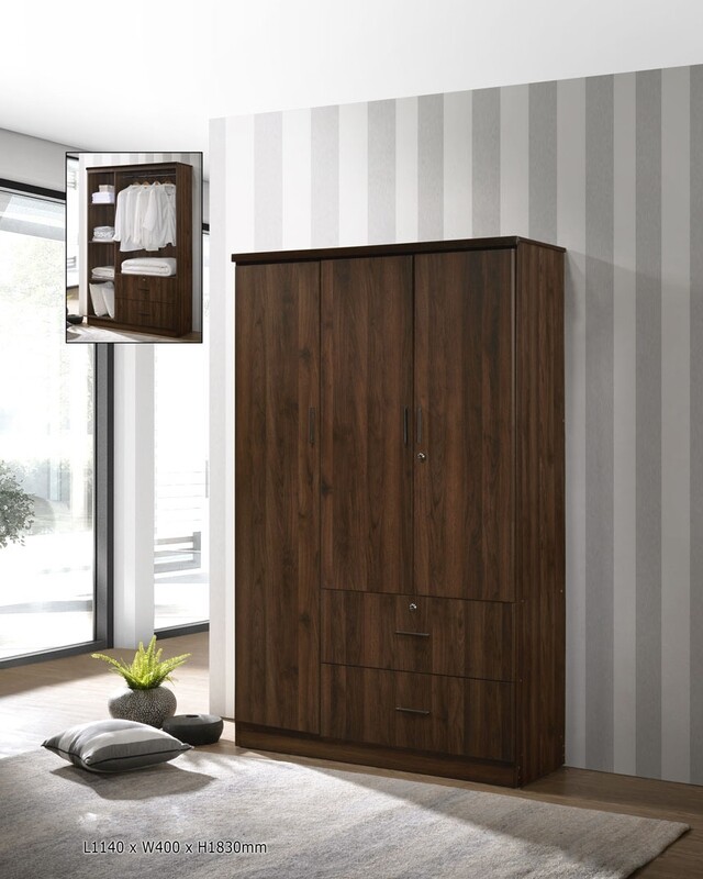 3 Doors and 2 Drawers Wardrobe 3 Doors and 2 Drawers Wardrobe