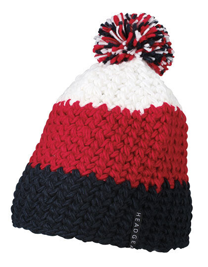 Mütze Crocheted Cap With Pompon