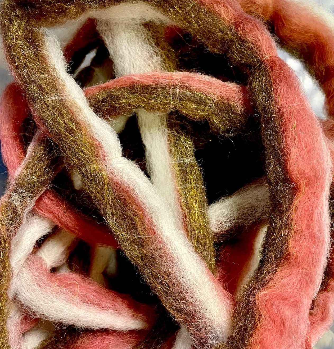 Roving - Cherry Cheesecake