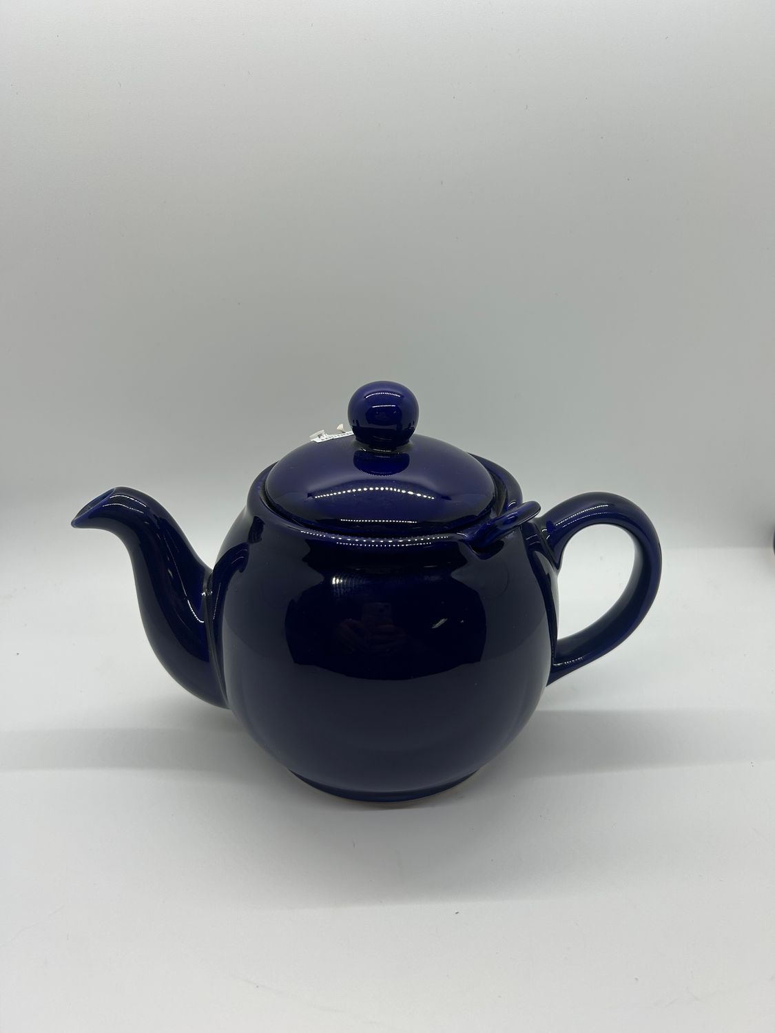 Blue teapot w/ strainer