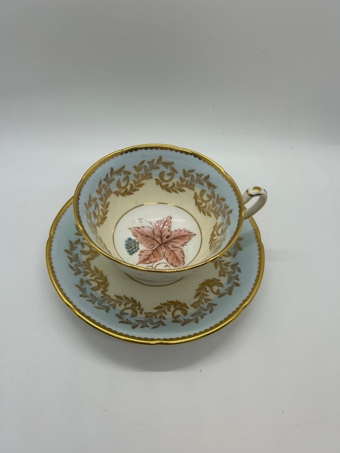 Grape leaf teacup and saucer set