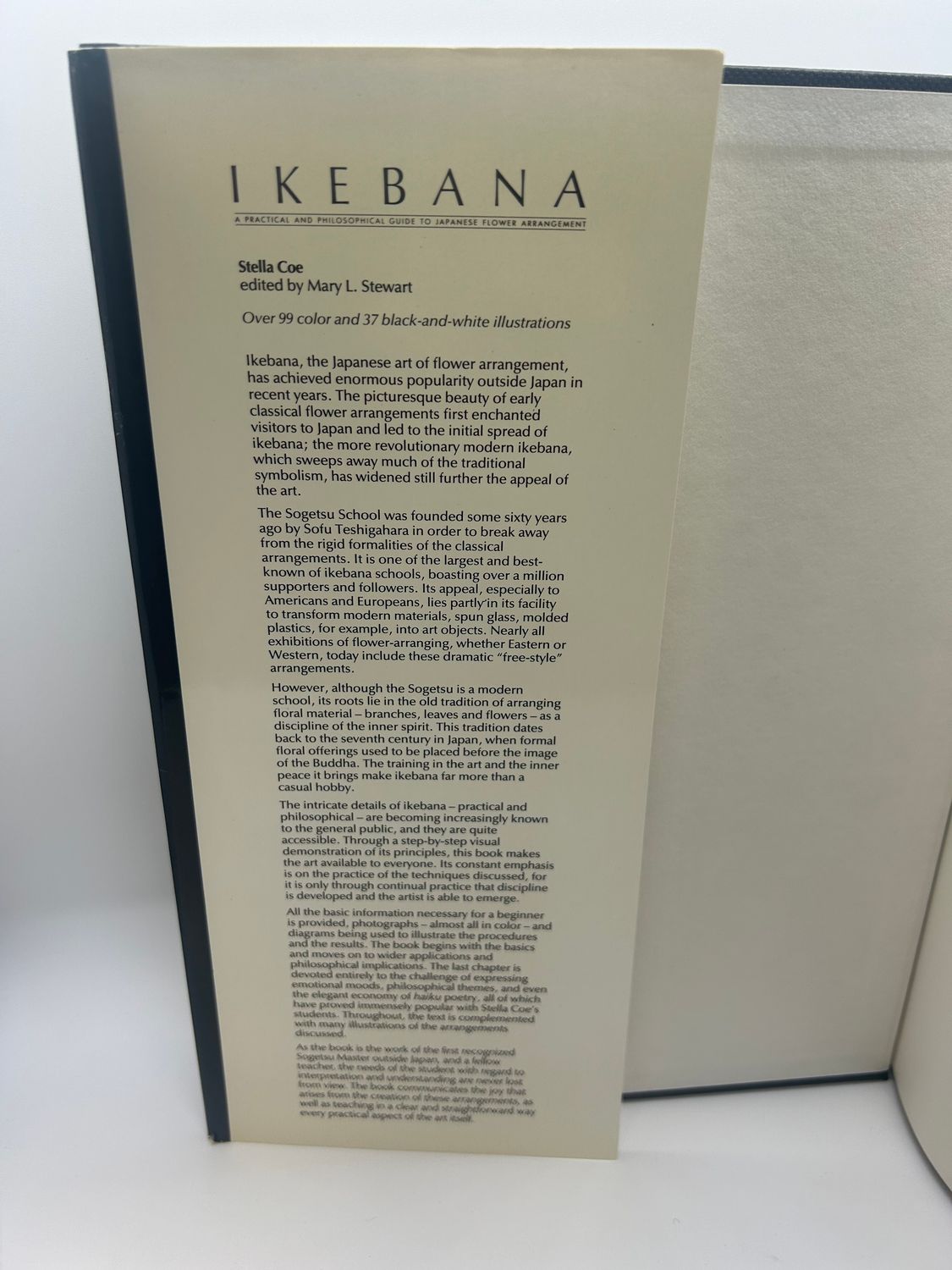 &#39;Ikebana: A Practical and Philosophical Guide to Japanese Flower Arrangement&#39; by Stella Coe