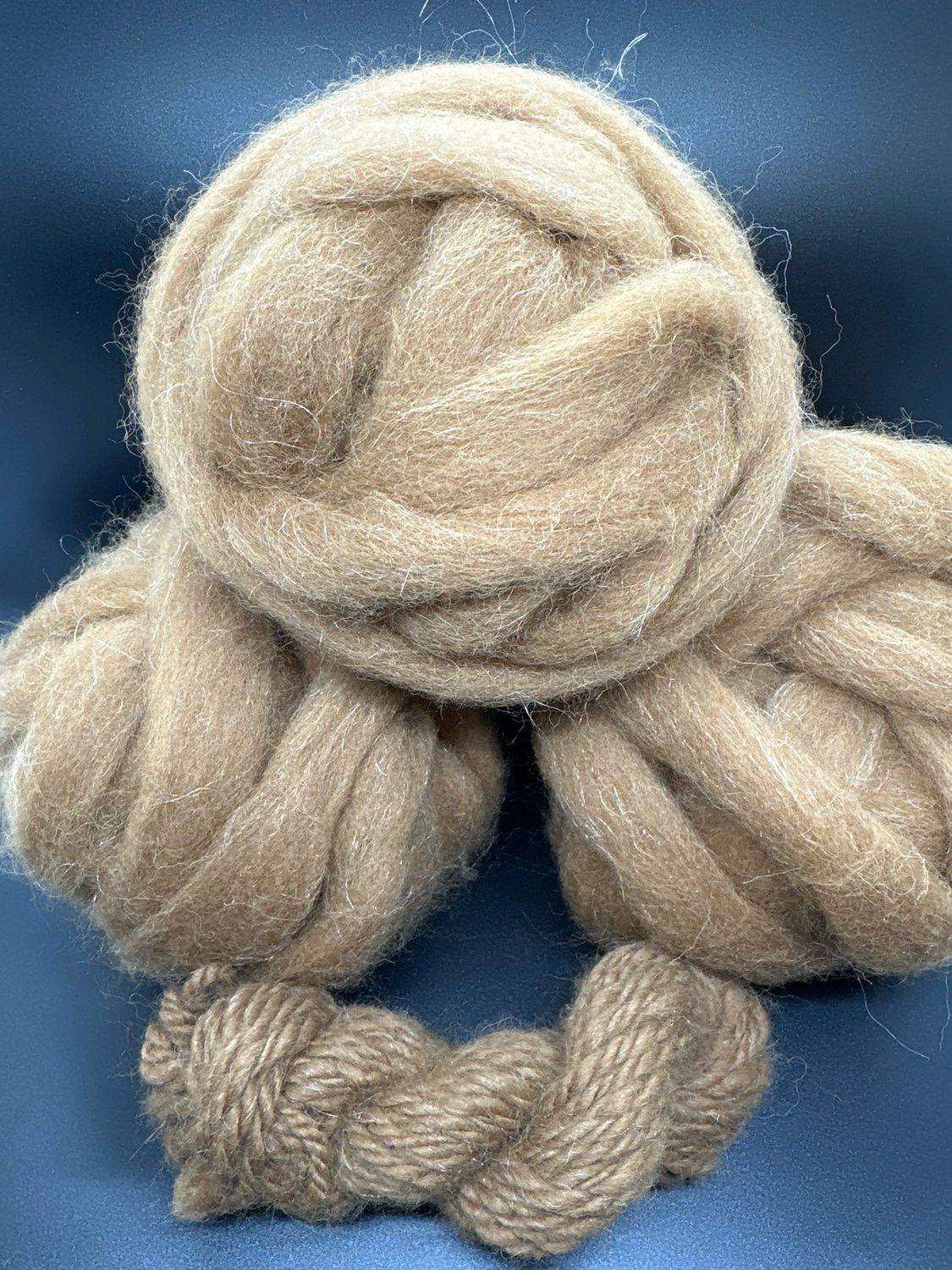 Roving - Frosted Cheeryo Roving - Frosted Cheeryo