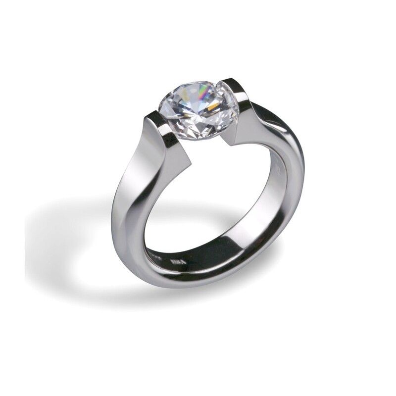 Engagement ring by Steven Kretchmer "Omega Flat" in platinum or yellow gold.