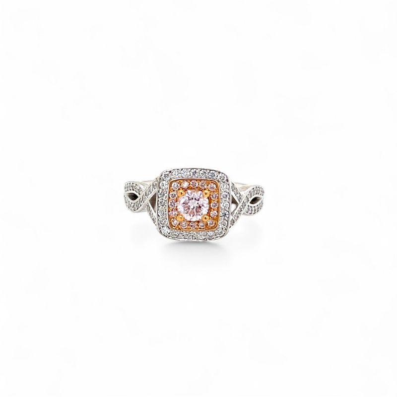 Fancy Pink Diamond Ring