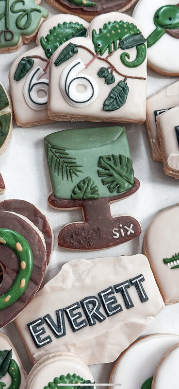Cake on Stand-Cookie Cutter/STL File
