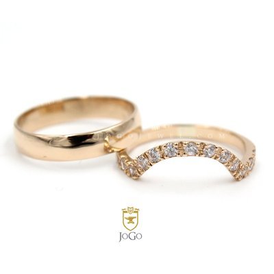 Wedding Ring Set in 18 K Yellow Gold