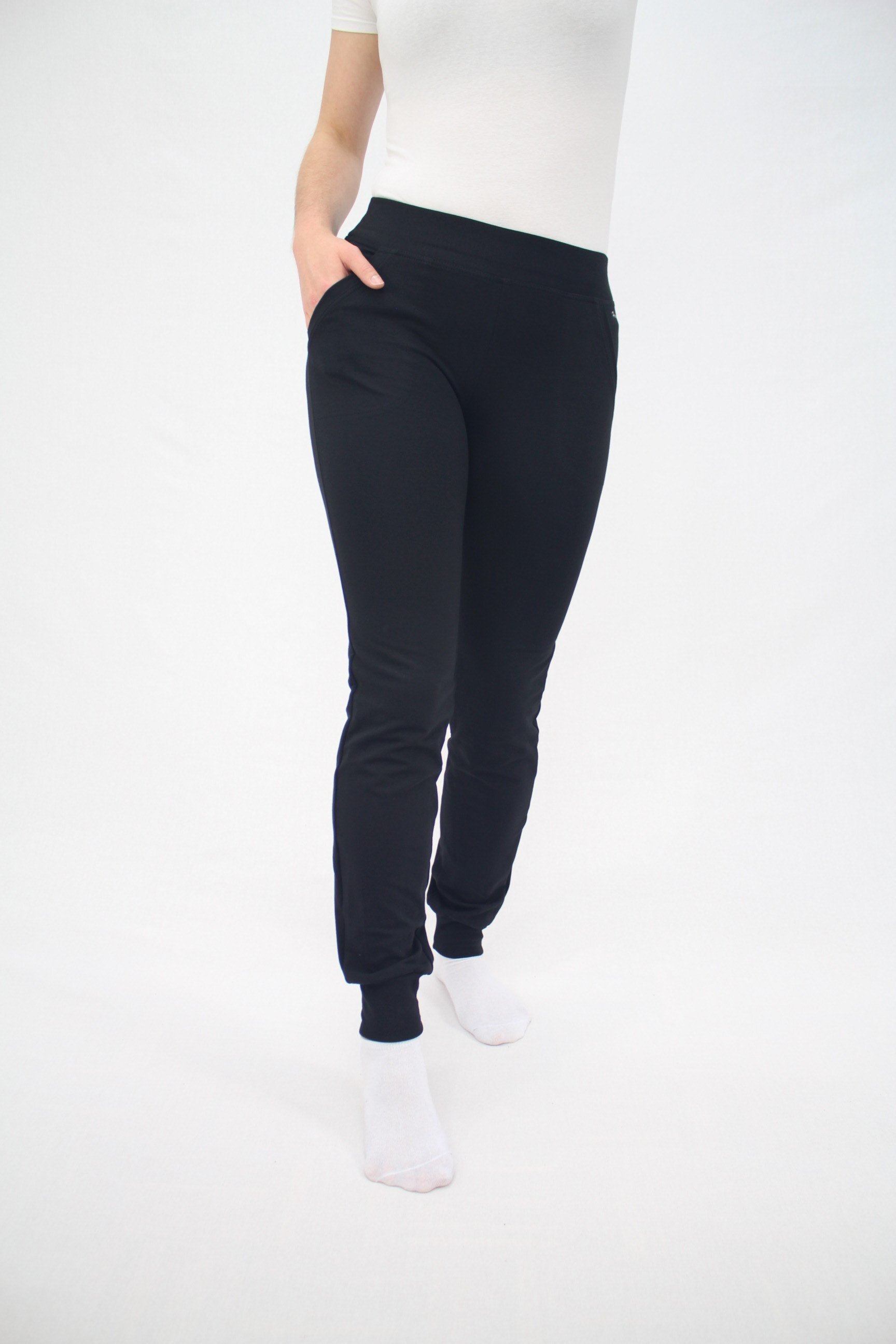 Dolge hlače s patenti (klasika)