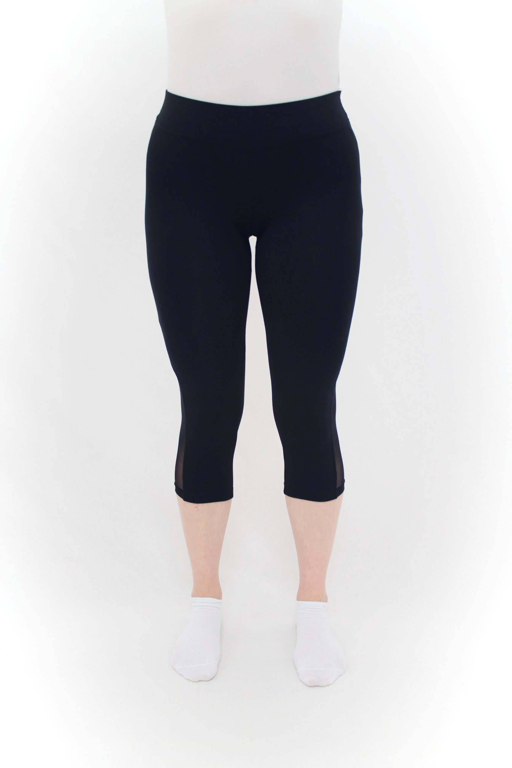 Capri hlače s tilom