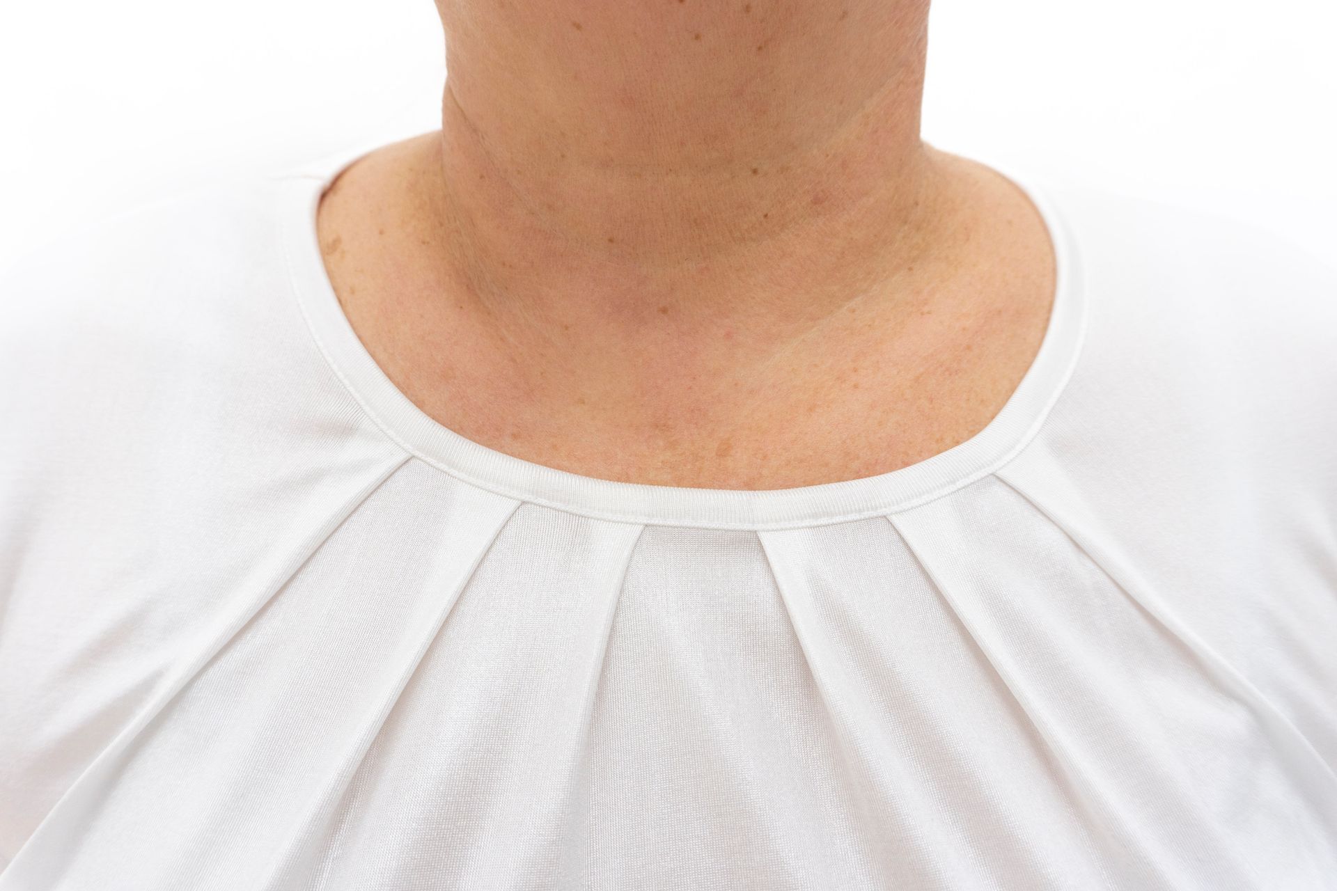 Elegantna majica (bela)