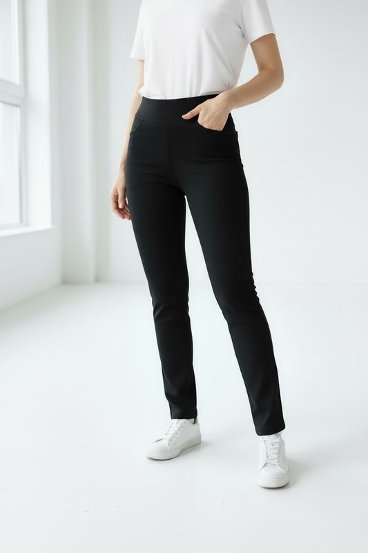 Dolge hlače z žepi (kosmatene)