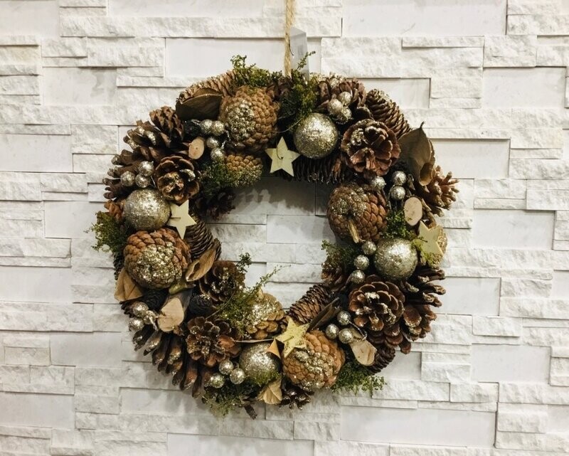 Corona Natalizia Appendiporta Pigne Grande