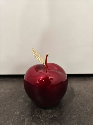 Mela in Ceramica Rosso Mela in Ceramica Rosso