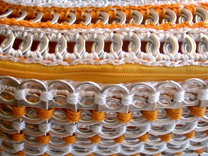 Tasche (gelb, weiss)