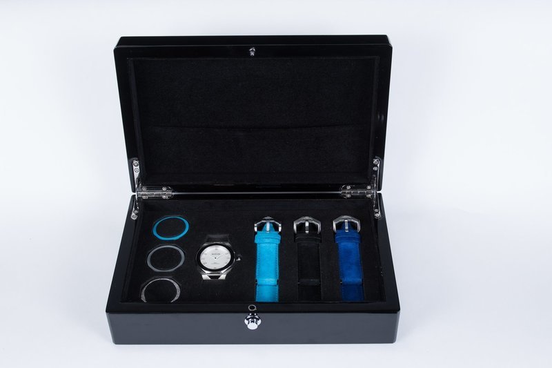 Series A MEGA Box Set - Comes with all 6 Straps & 6 Bezels, Plus FREE Bespoke Travel Case for Extra Straps and Bezels.