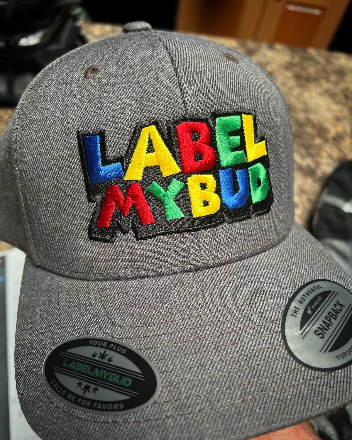It’sa Label Hat!