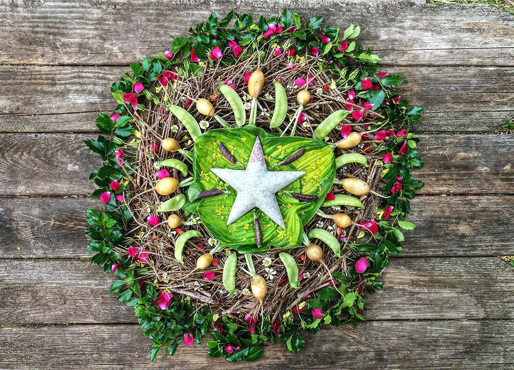 Greeting Cards: Winter Star with Soapstone​