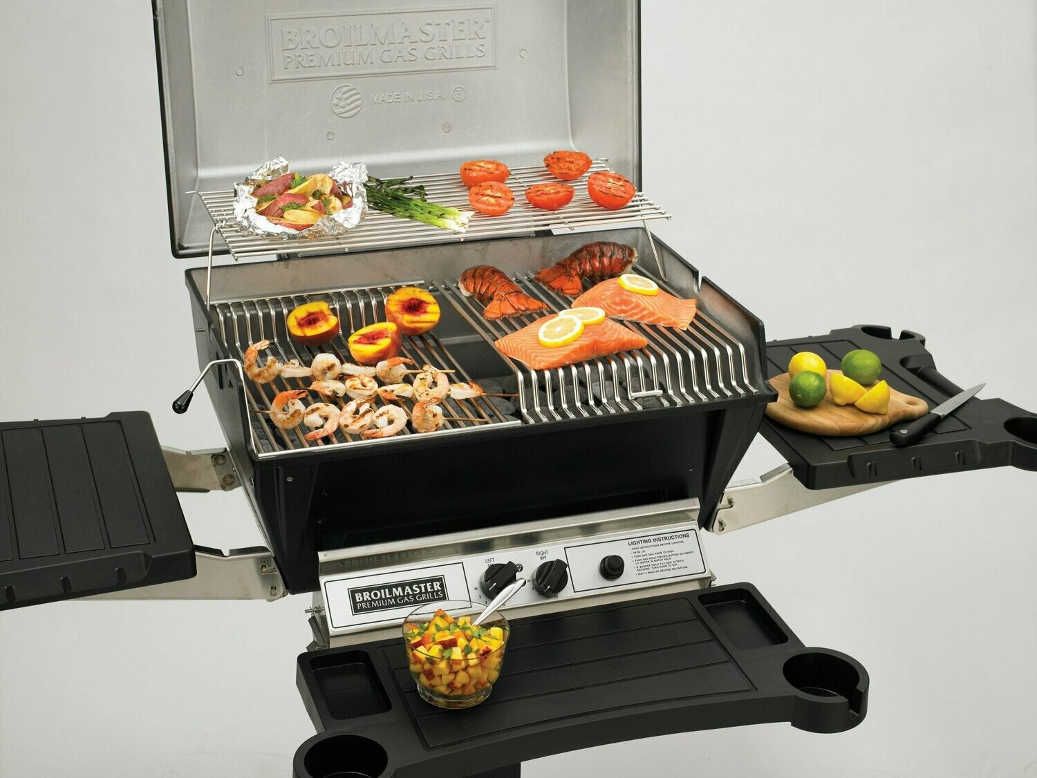 BROILMASTER Premium GAS GRIL 天然ガスバーベキュー Broilmaster P3XN on Cart Gas Barbeque in Pittsburgh PA