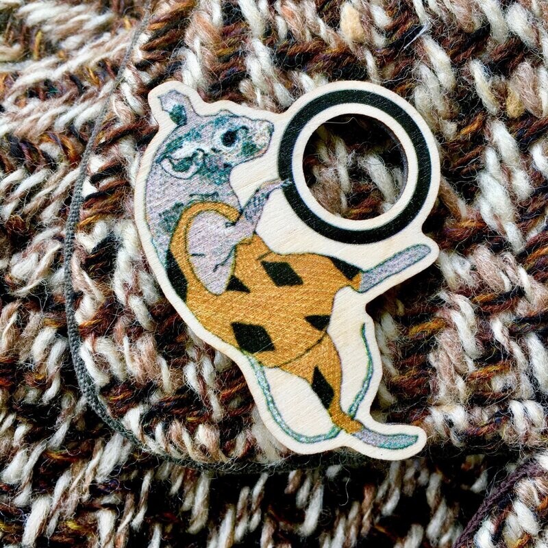 Acrobatic Mouse Wooden Pin Brooch