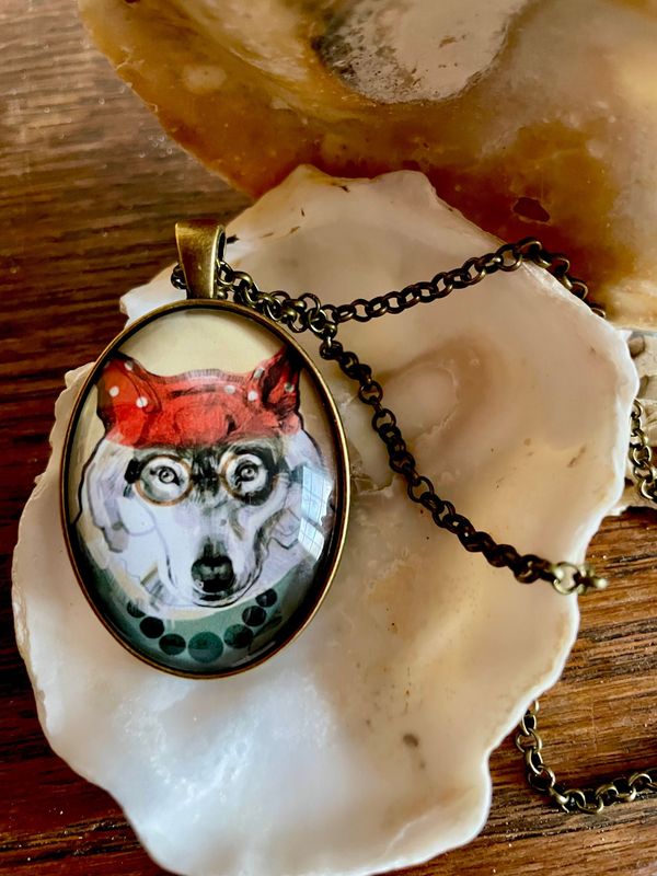 NEW! Hattie Wolf Necklace (Bronze)