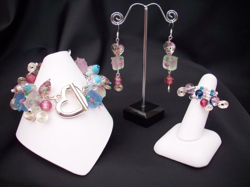 Lampwork, foil and lucite bead