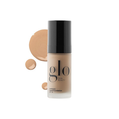 Luminous Liquid Foundation SPF 18 ALMOND