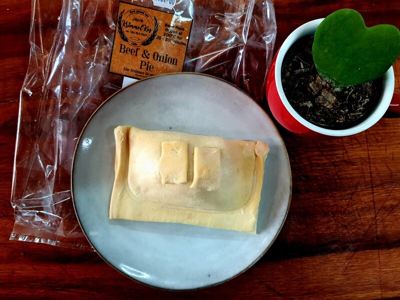 Pies Frozen Beef and Onion 4 pack