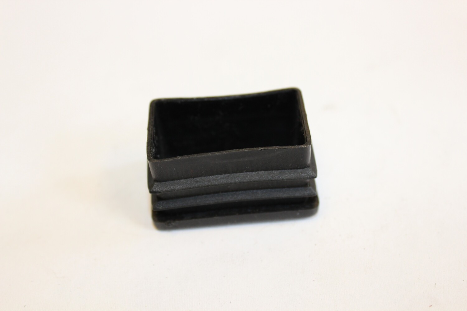 1 1/2” × 1“PLASTIC LEG      (方胶脚