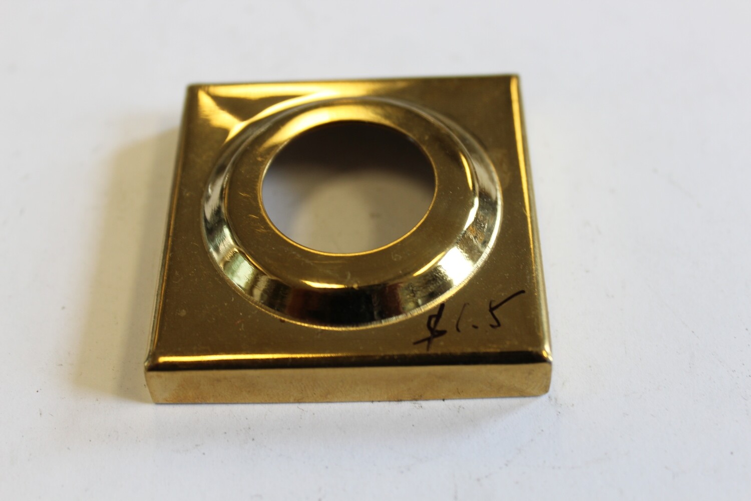 3” x 3“ BALL STAND GOLD 金球座