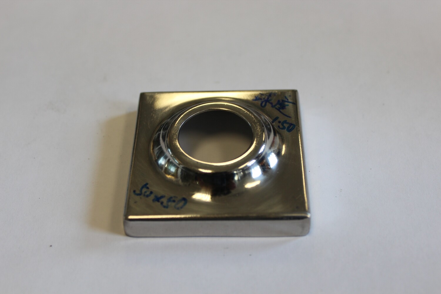 3“ x 3” BALL STAND SILVER 银球座