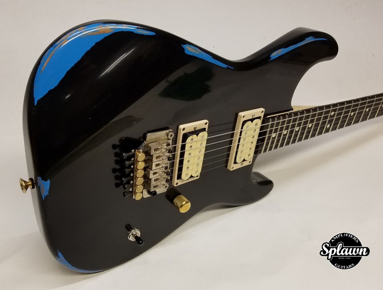Splawn SS1 Guitar Nitro Relic Black over Maui Blue