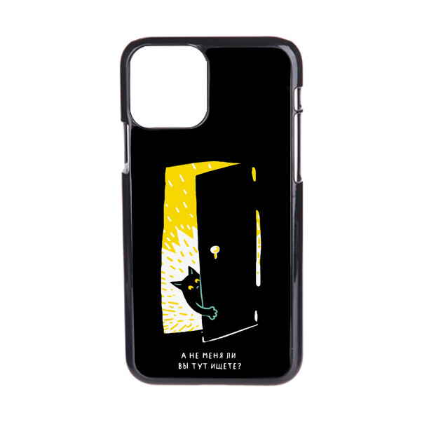Чехол пластиковый для айфона 11 "Черная кошка в темной комнате"