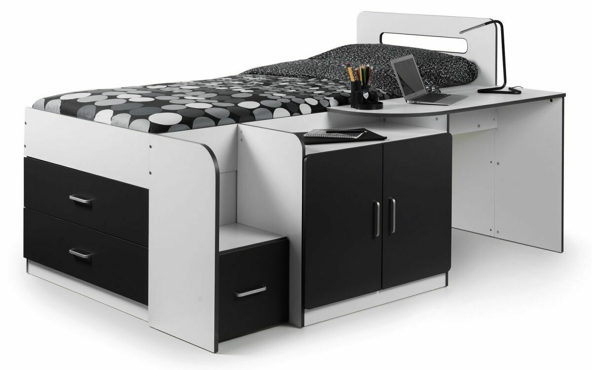 Cookie cabin bed